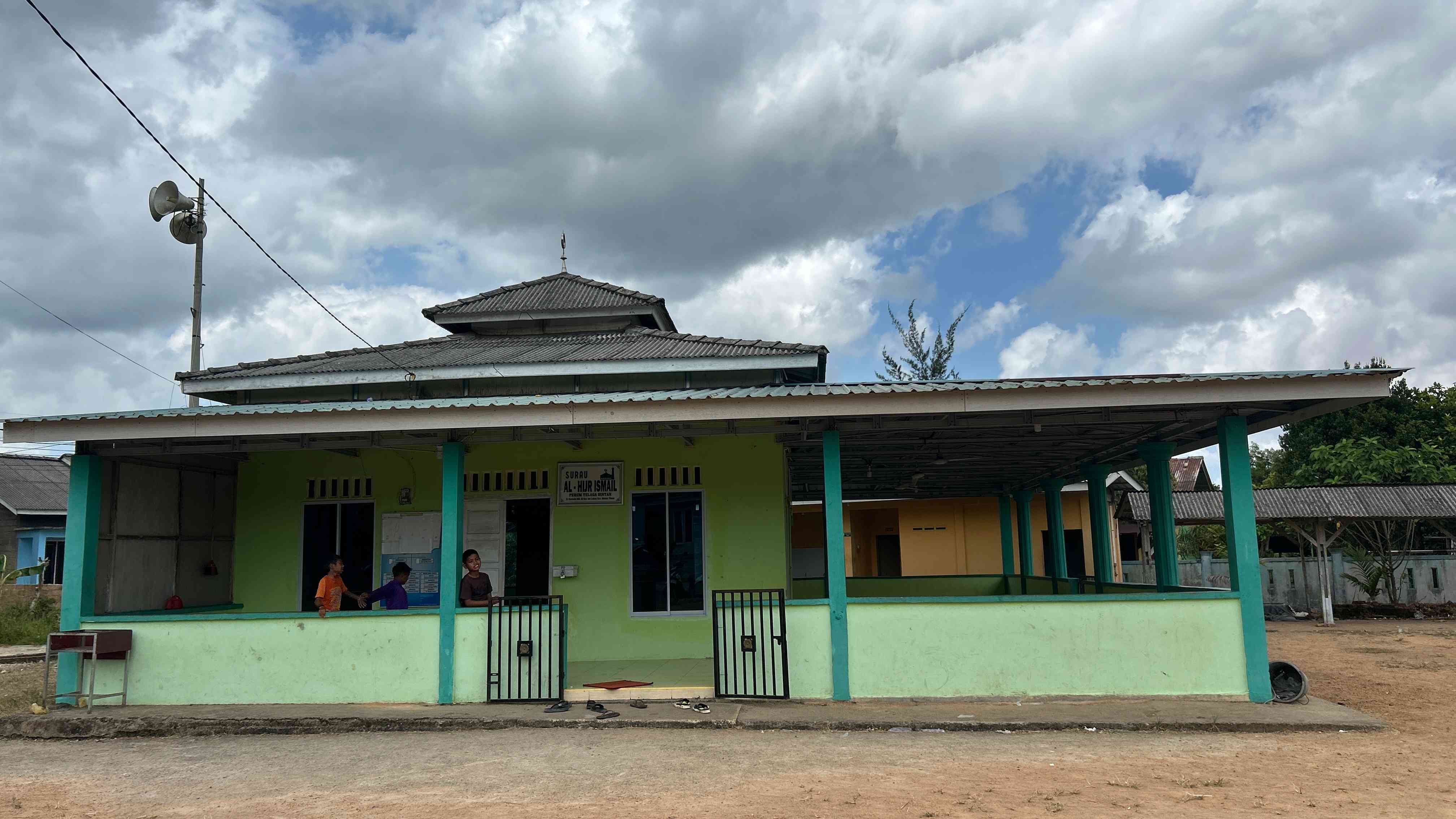 SURAU AL-HIJR ISMAIL